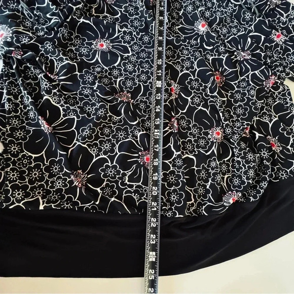 Venezia || Women’s Black Sakura Botanica Blouse 26 / 28 (3x) - Picture 4 of 9